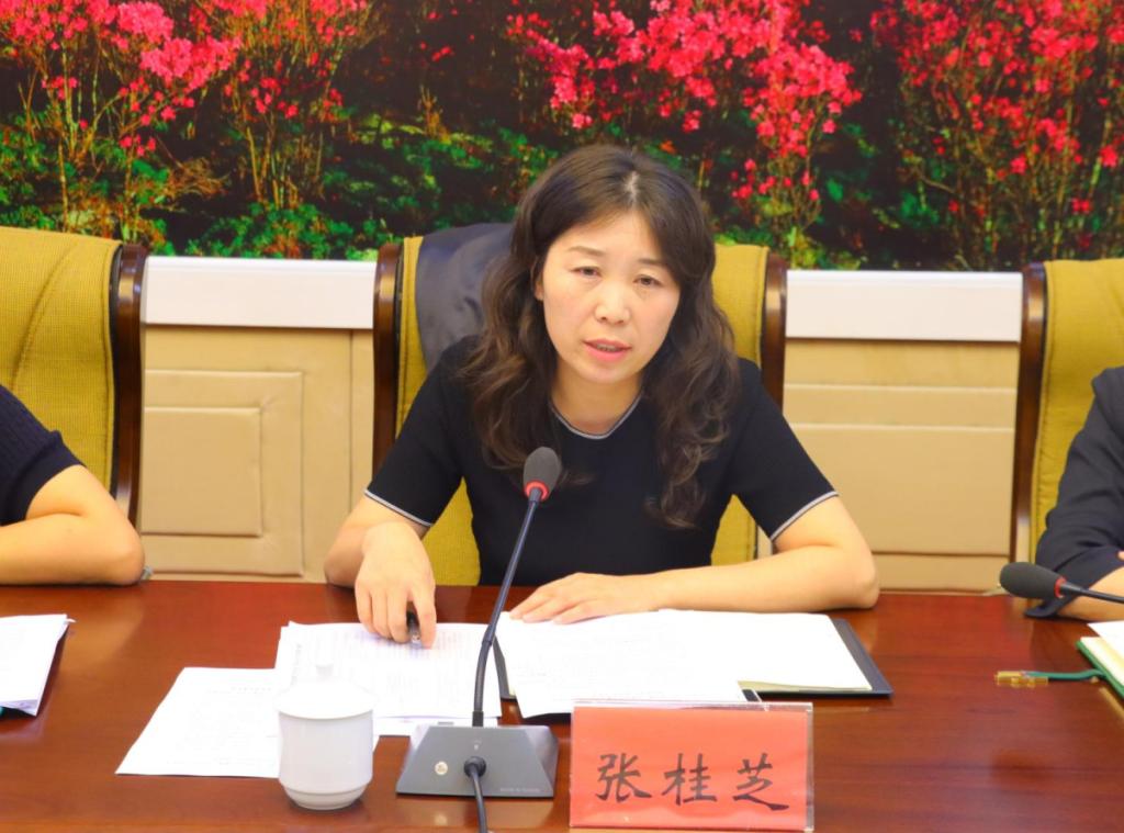 会议由研究生处处长姜明红主持